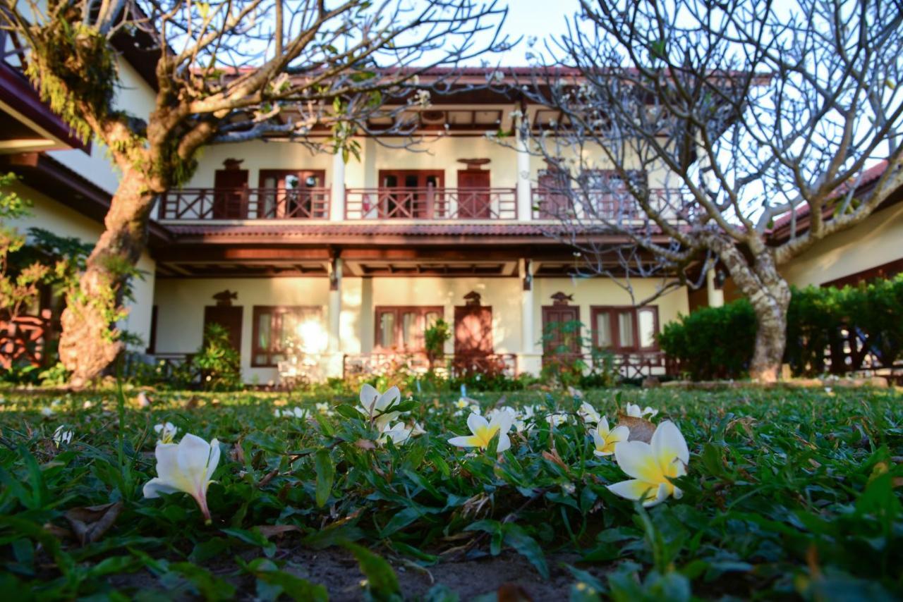 Senesothxuene Hotel Muang Không Exteriör bild
