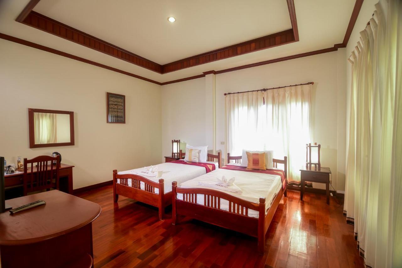 Senesothxuene Hotel Muang Không Exteriör bild