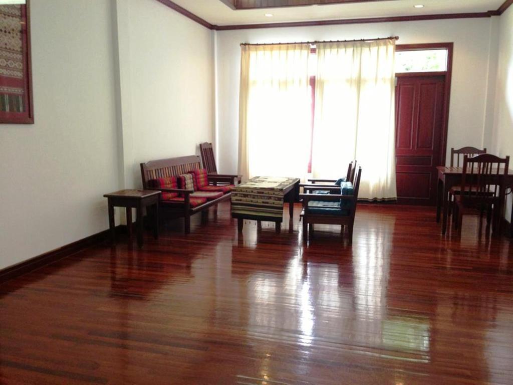 Senesothxuene Hotel Muang Không Exteriör bild